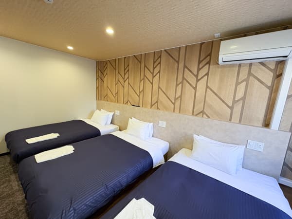 フォースルーム(コネクティングドアで2部屋つながるお部屋です)